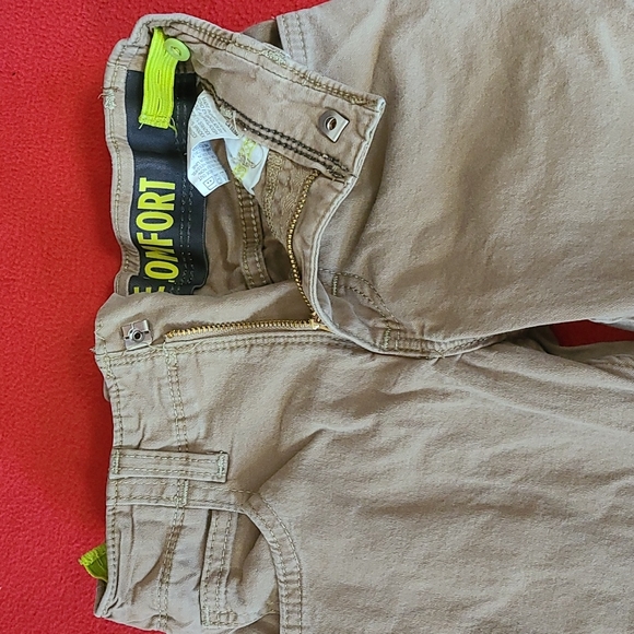 Khaki Pants - Picture 4 of 4